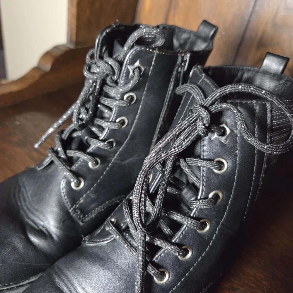 SO Kids Black Lace-Up Boots